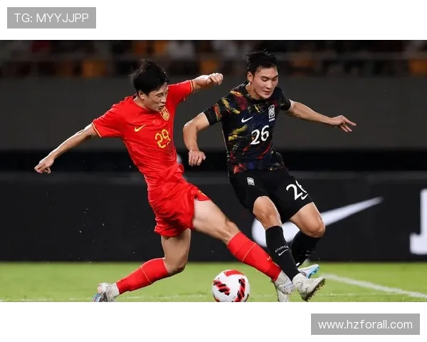 中国足球迎来新生力军,年轻球员崭露头角助力国家队冲击世界杯 中国足球迎来新生力军,年轻球员崭露头角助力国家队冲击世界杯