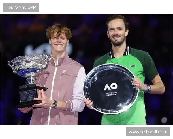 网球新星大满贯首度夺冠 世界排名飙升引发关注